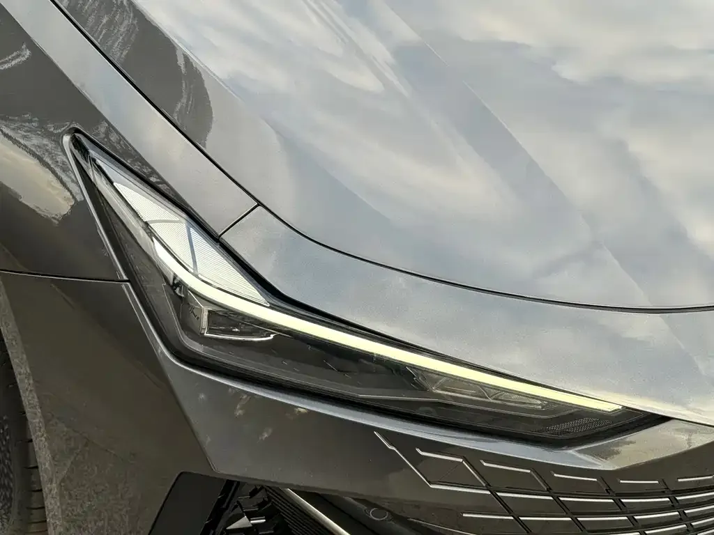 Changan UNI-V 2023 из CN, фото 4