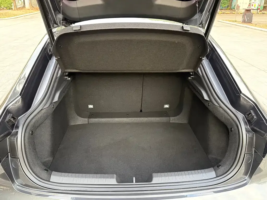 Changan UNI-V 2023 из CN, фото 5
