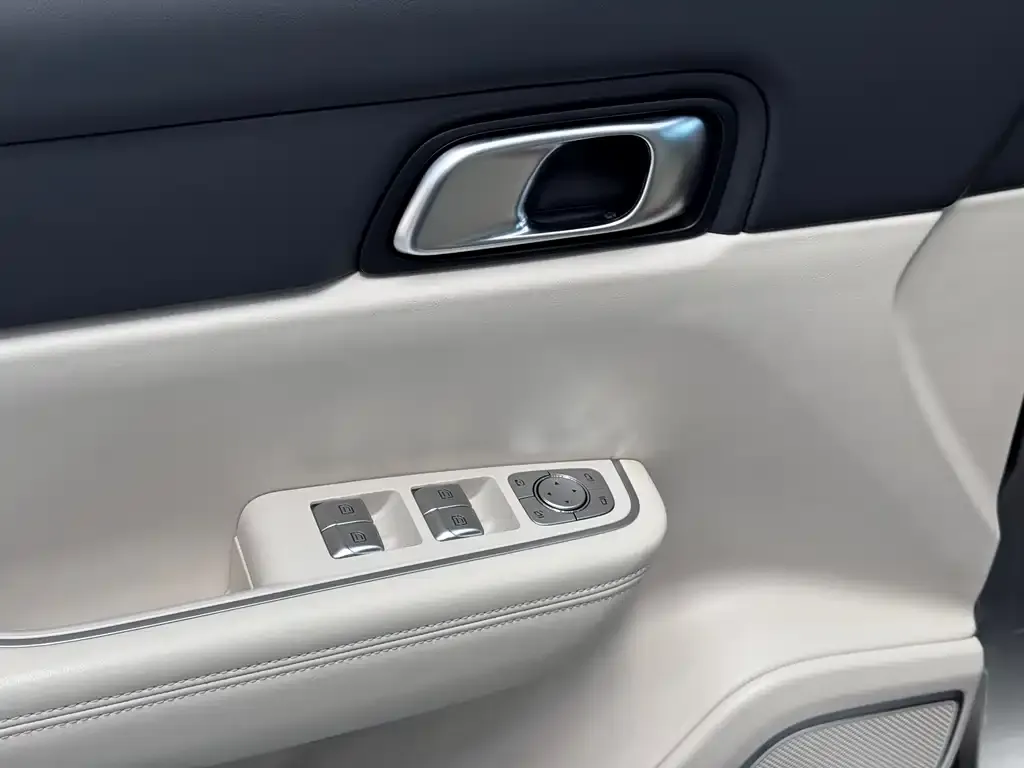 Li Auto ONE 2022 из CN, фото 2