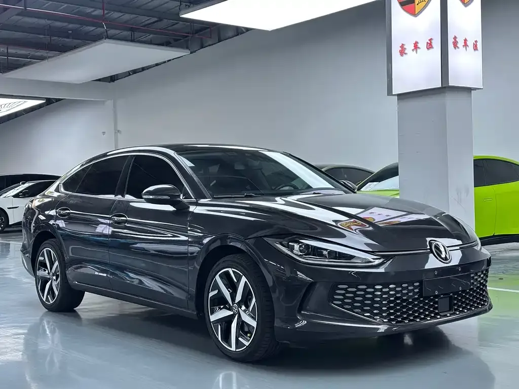 Volkswagen Lamando 2023 из CN, фото 4