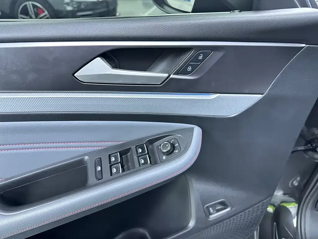 Volkswagen Lamando 2023 из CN, фото 3