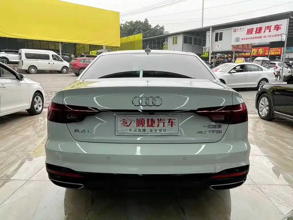 Audi A4L 2024 из CN, фото 7