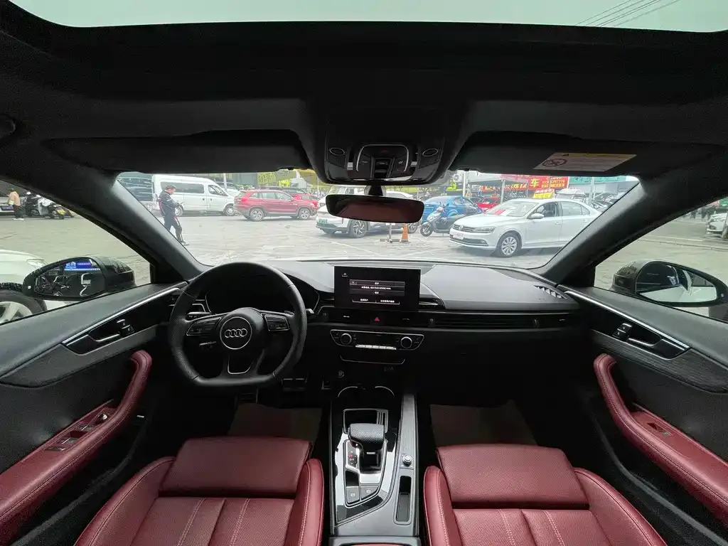 Audi A4L 2024 из CN, фото 10