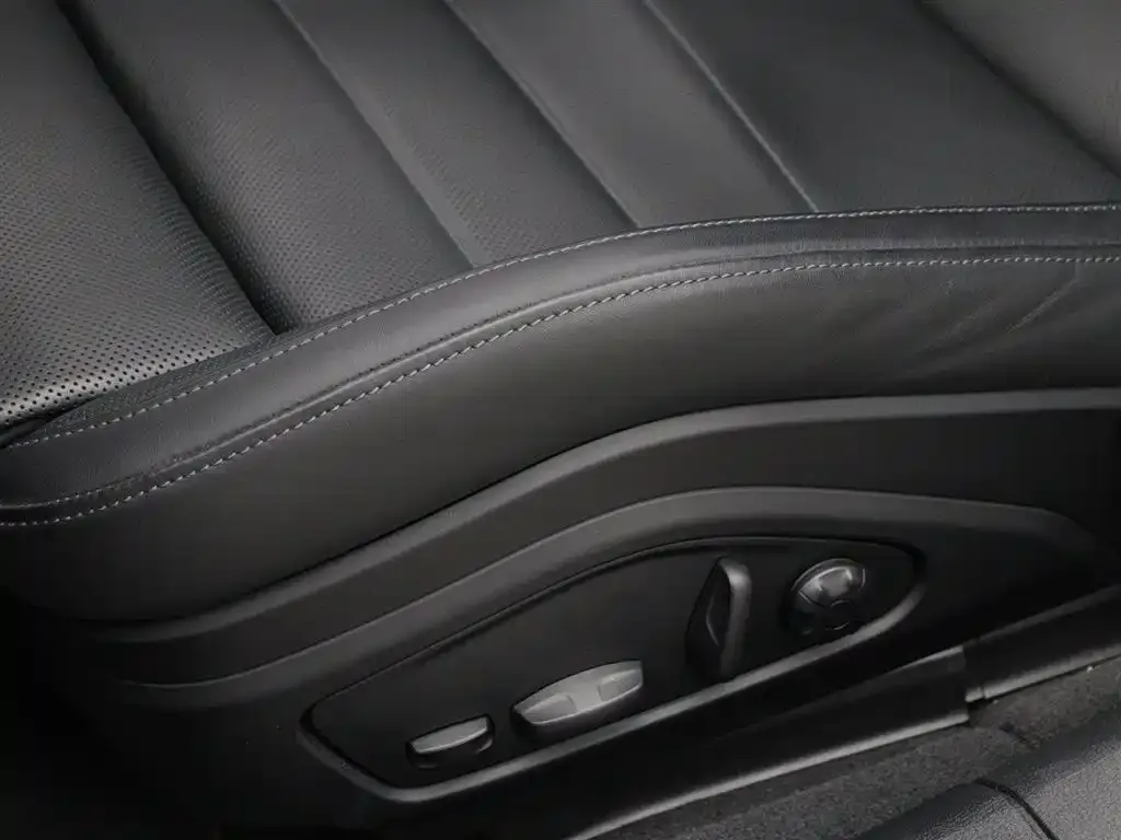 Porsche Panamera 2025 из CN, фото 3