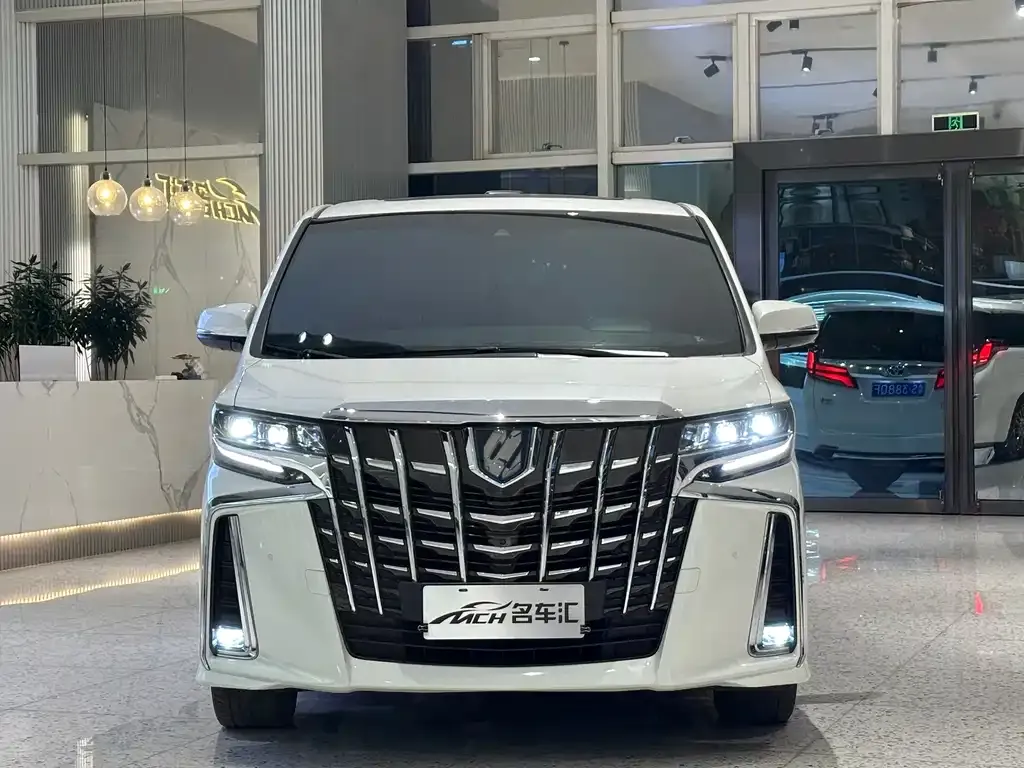 Toyota Alphard 2022 из CN, фото 3