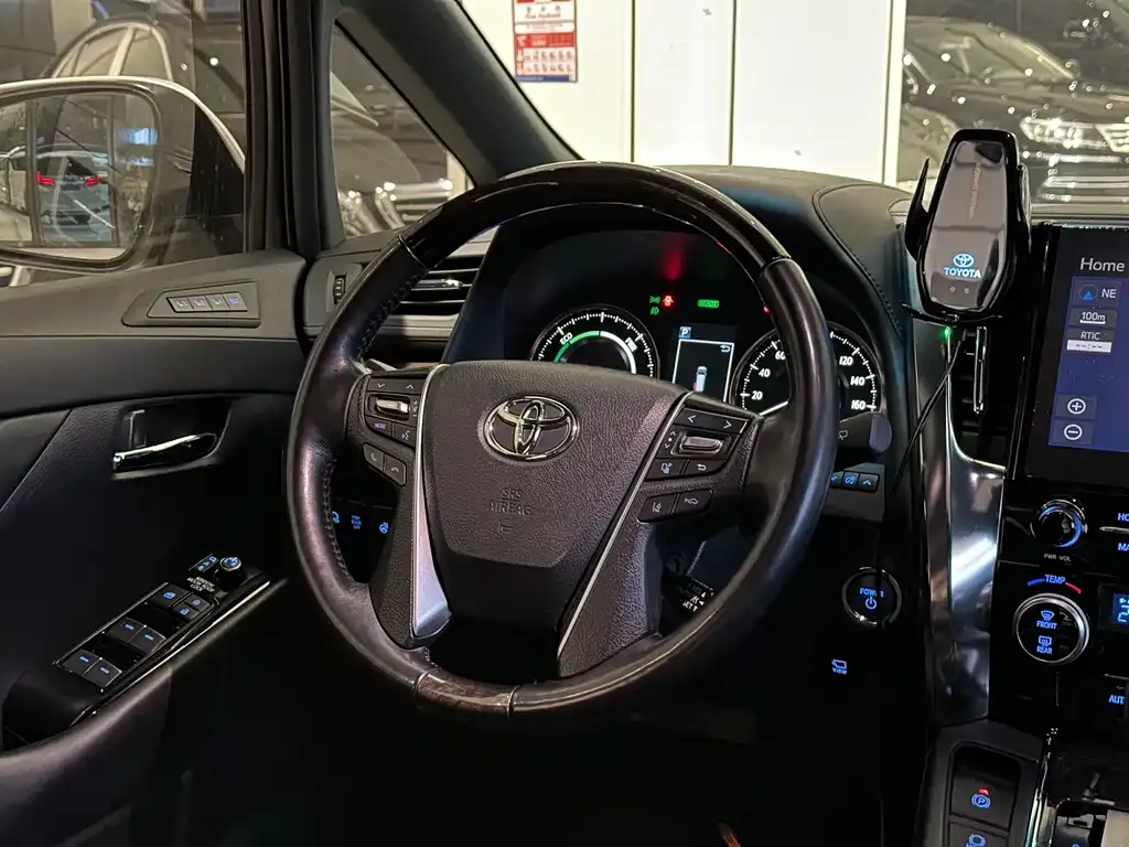 Toyota Alphard 2022 из CN, фото 5