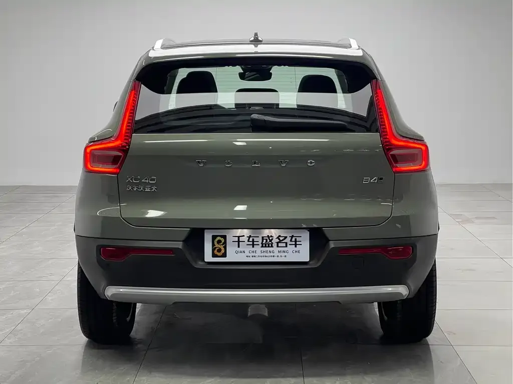 Volvo XC40 2024 из CN, фото 3