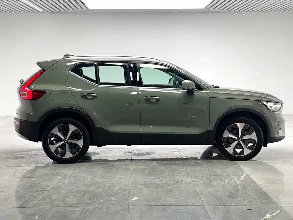 Volvo XC40 2024 из CN, фото 6