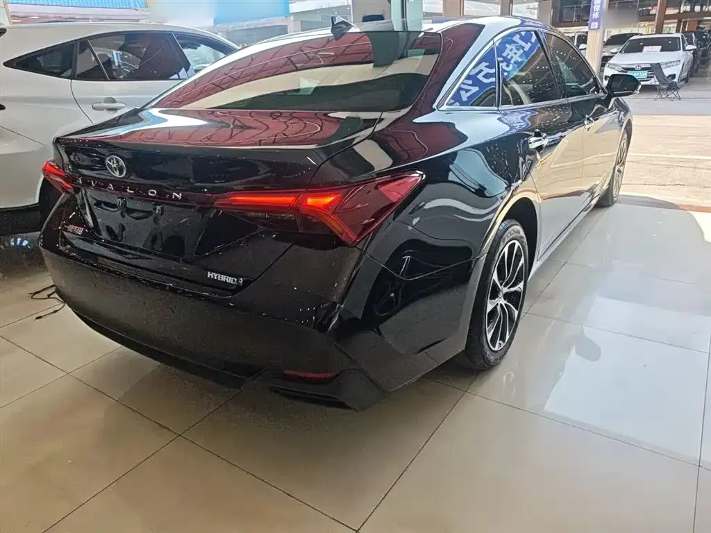 Toyota Avalon 2022 из CN, фото 8