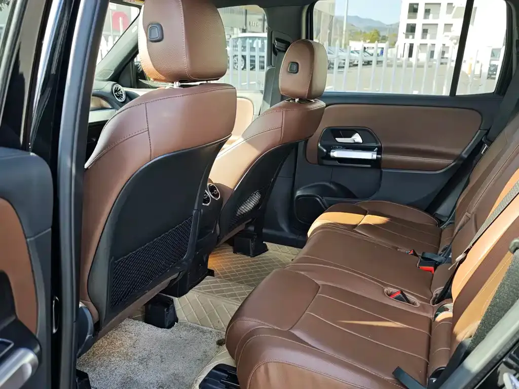 Mercedes-Benz GLB 2023 из CN, фото 2
