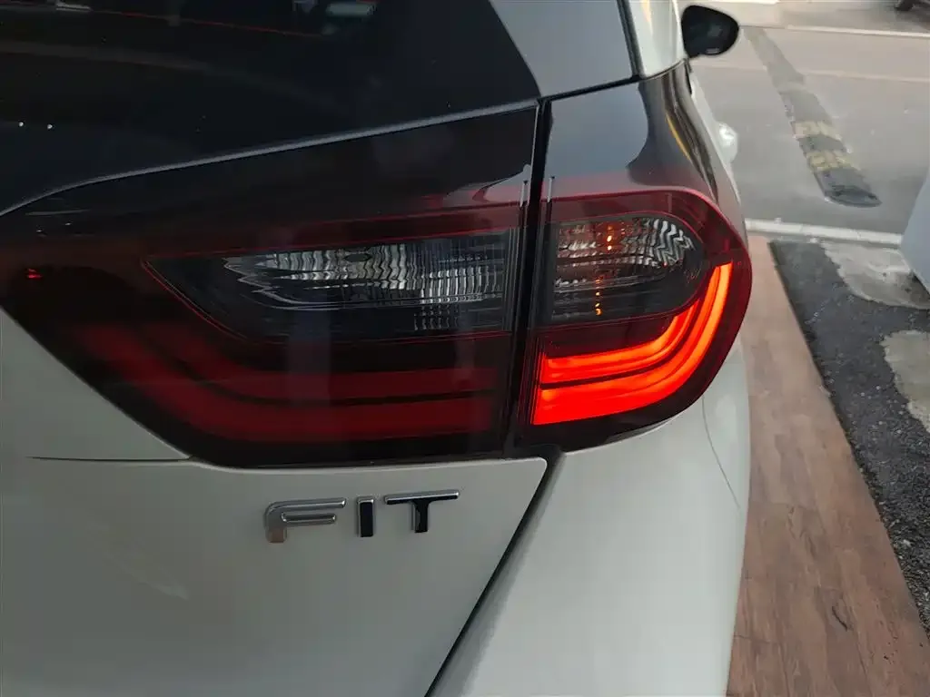 Honda Fit 2023 из CN, фото 10