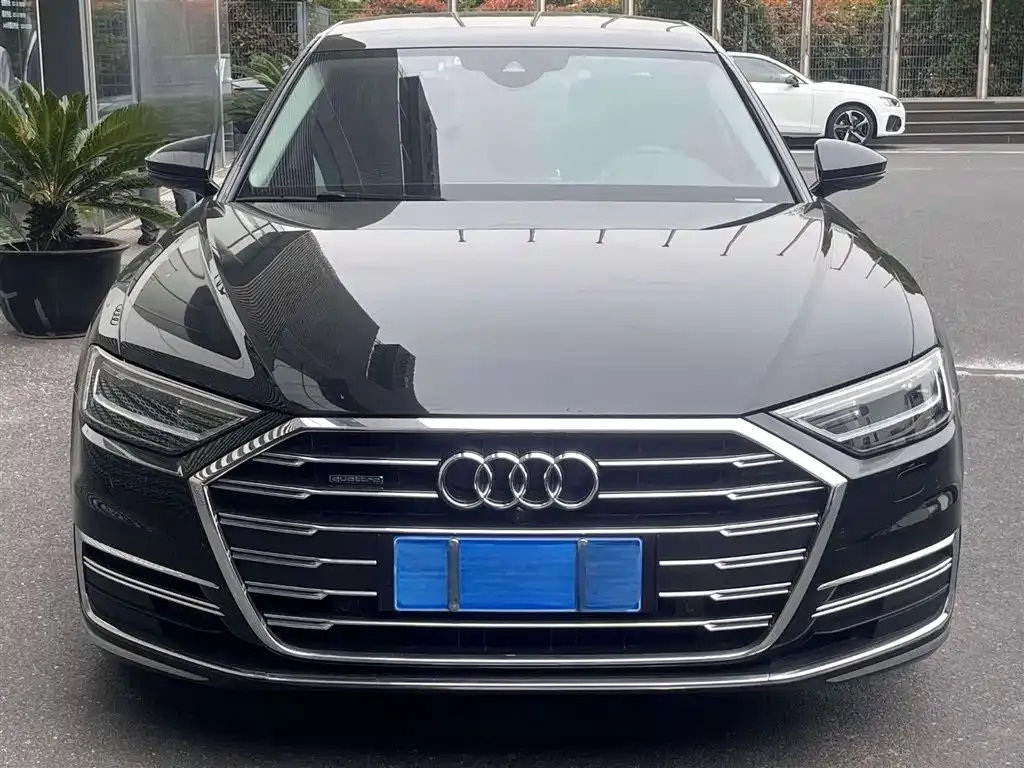 Audi A8 2021 из CN, фото 8