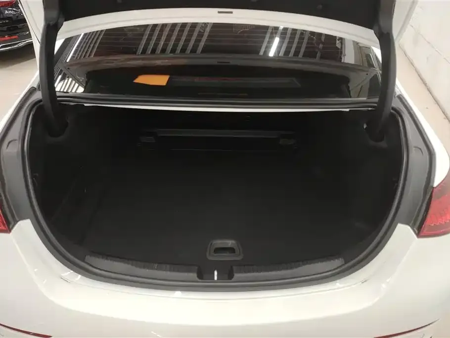 Mercedes-Benz C-Class 2024 из CN, фото 6