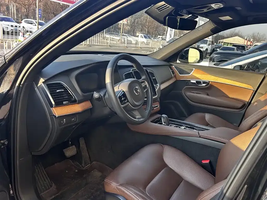 Volvo XC90 2021 из CN, фото 5