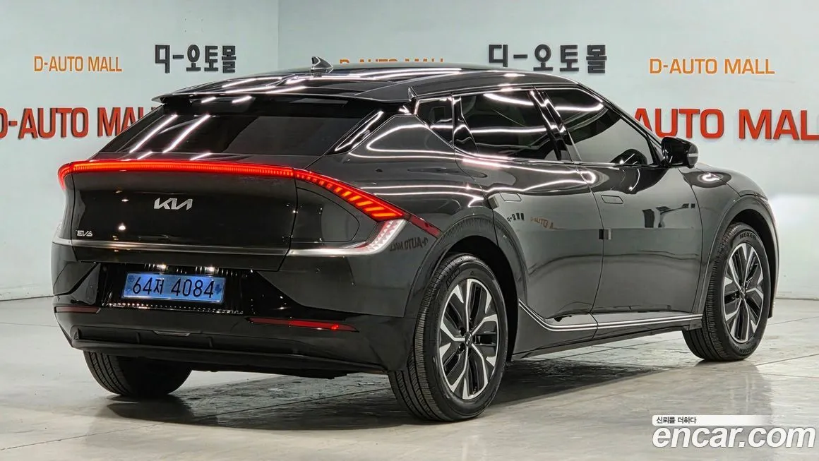 Kia EV6 2023 из KR, фото 2