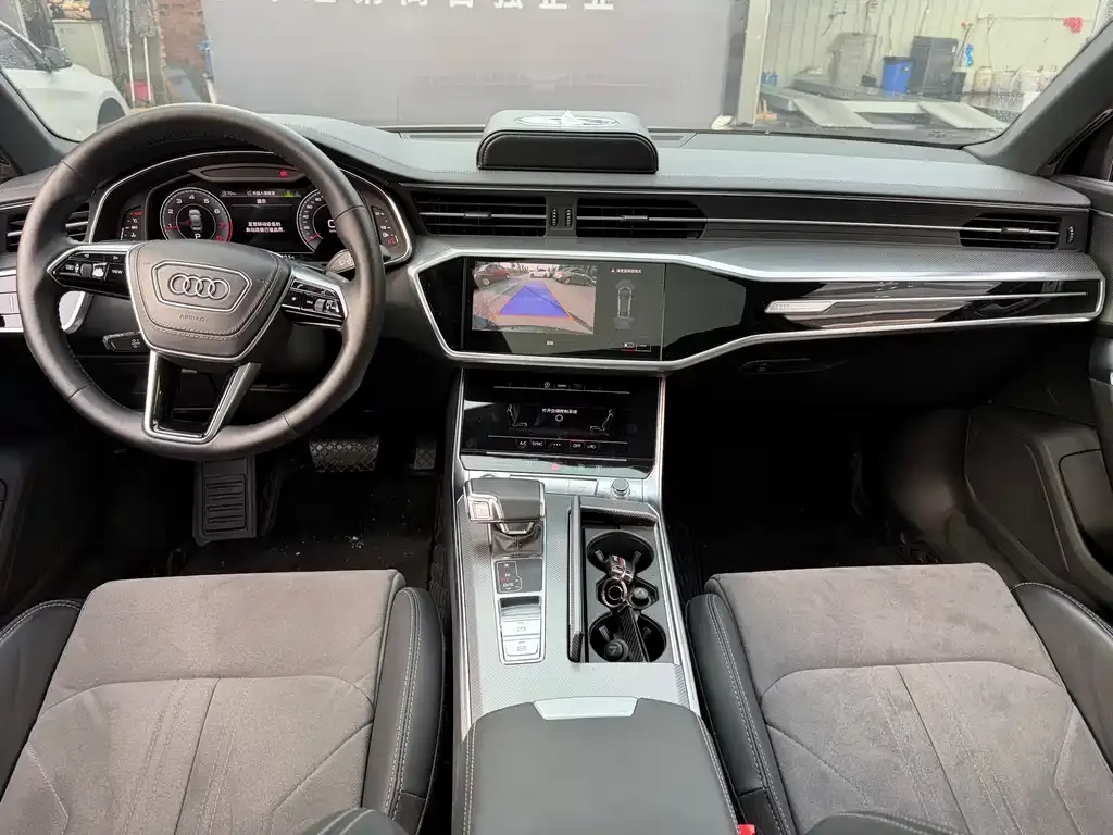 Audi A6L 2023 из CN, фото 2