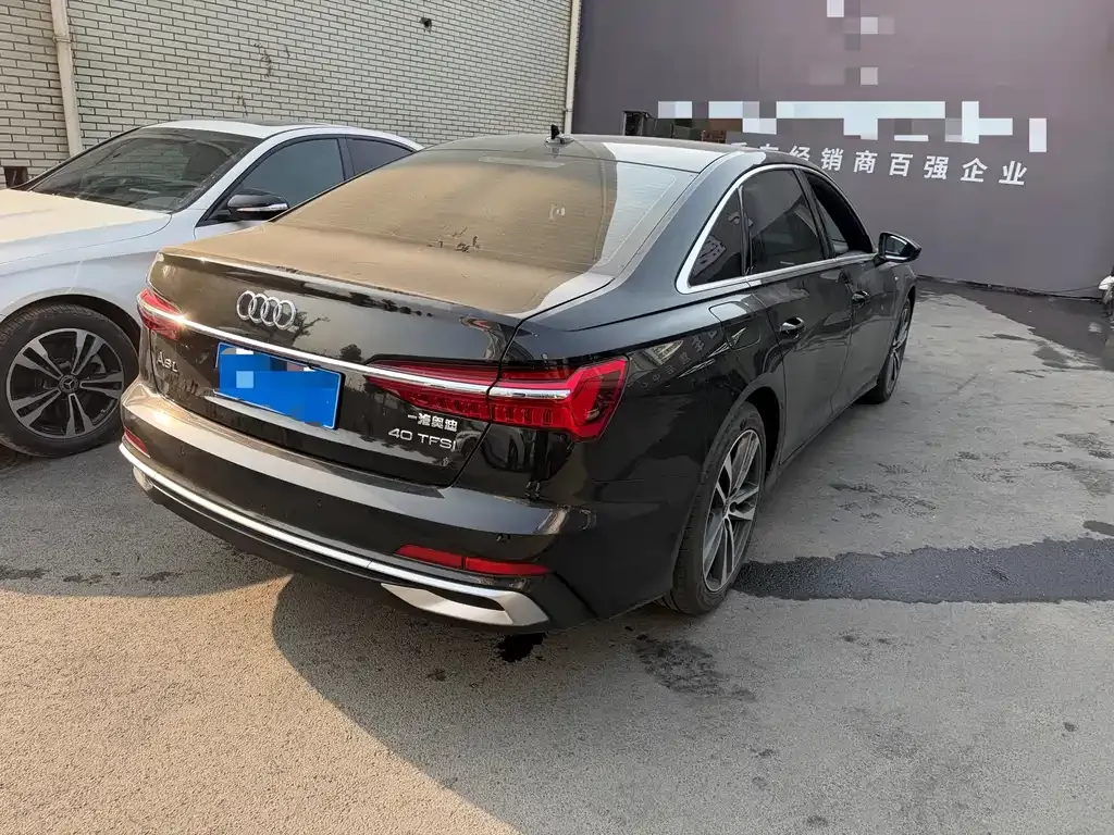 Audi A6L 2023 из CN, фото 4