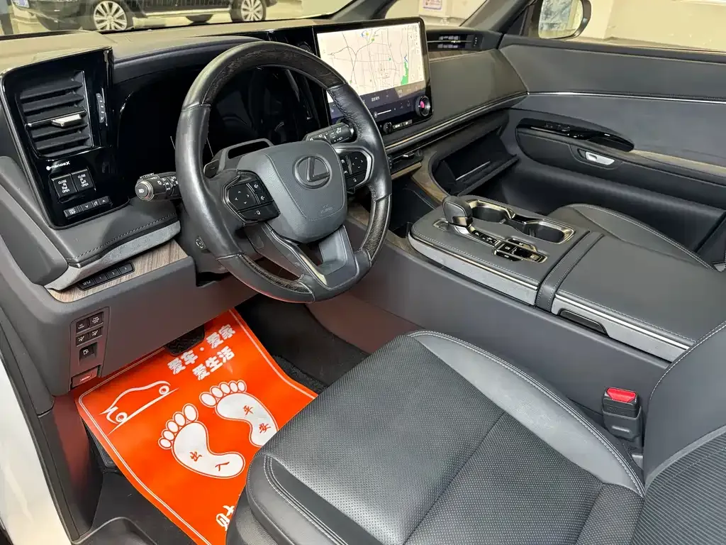 Lexus LM 2024 из CN, фото 10