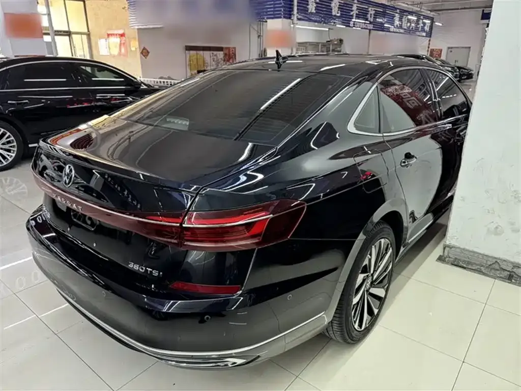 Volkswagen Passat — фото 3