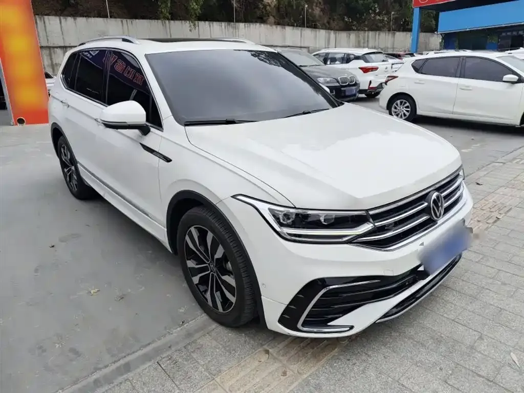 Volkswagen Tiguan L 2022 из CN, фото 9