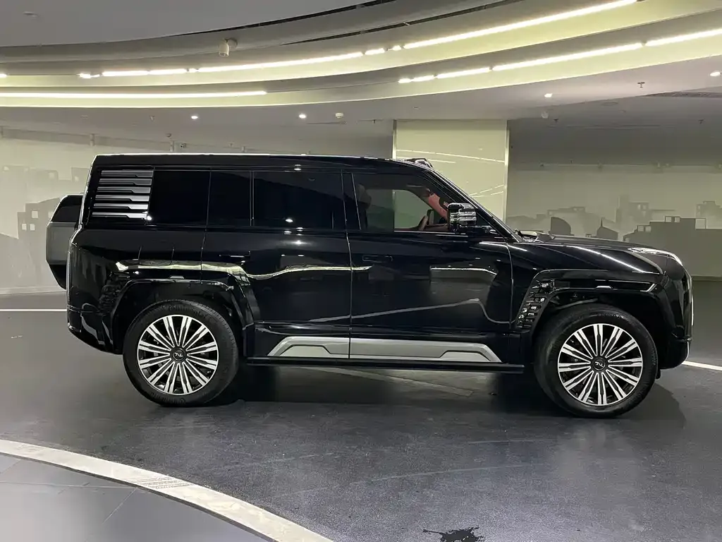 Yangwang U8 2024 из CN, фото 3