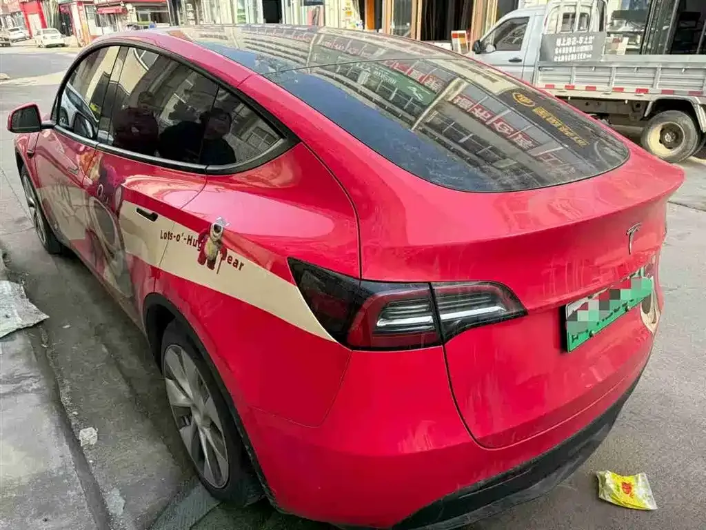 Tesla Model Y 2023 из CN, фото 4