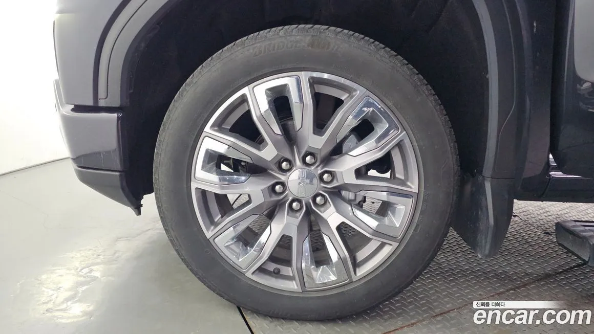 GMC Sierra 2023 из KR, фото 9