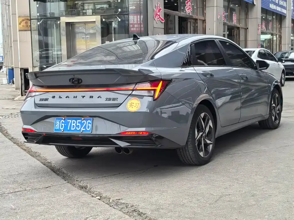 Hyundai Elantra 2023 из CN, фото 7