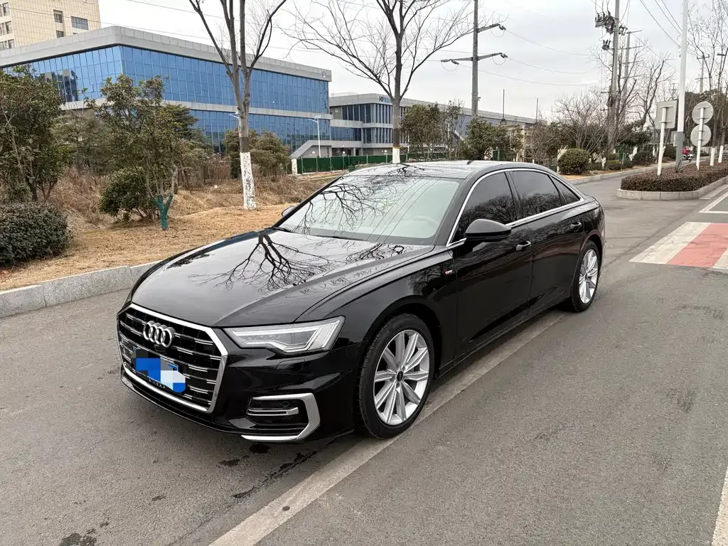 Audi A6L 2023 из CN, фото 1