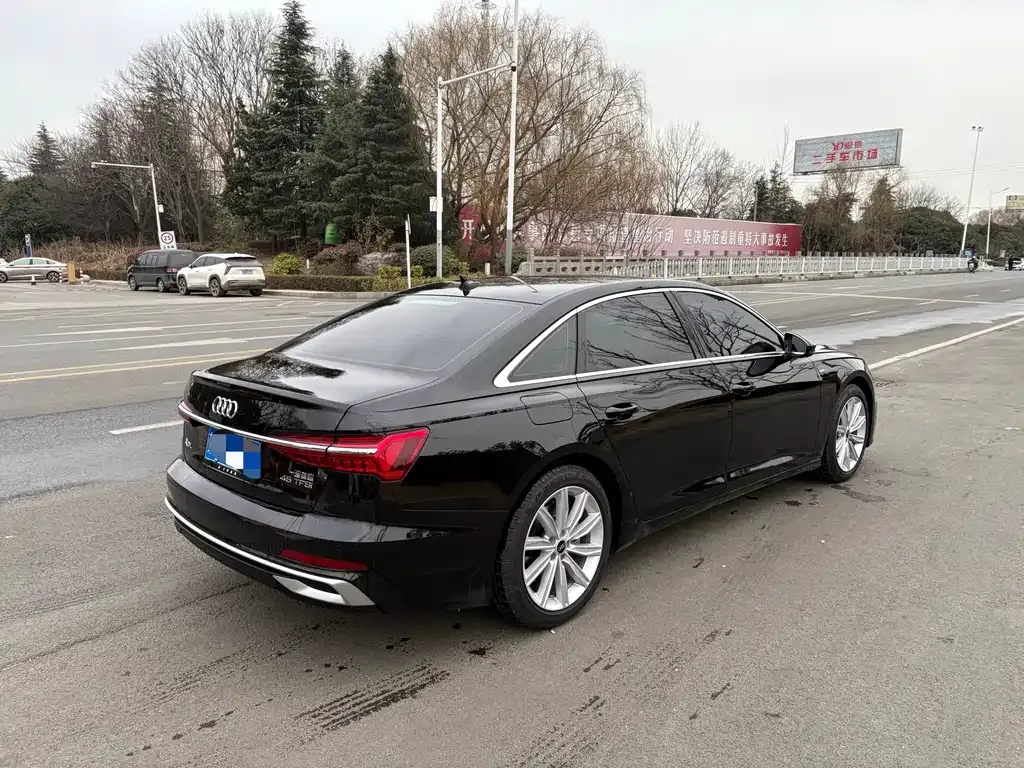 Audi A6L 2023 из CN, фото 7