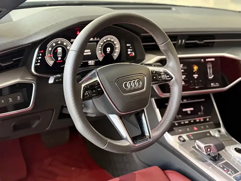 Audi A6L — фото 10