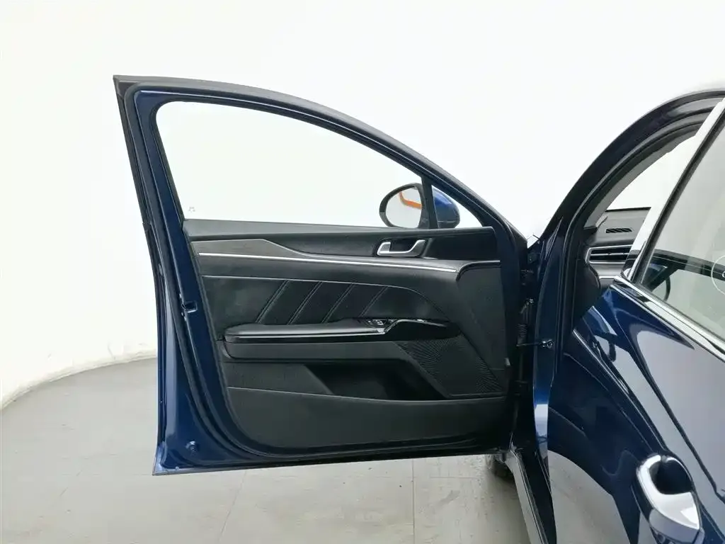 Kia K5 2021 из CN, фото 3