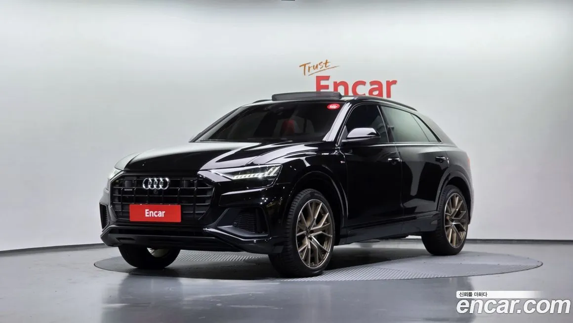 Audi Q8