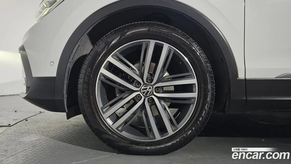 Volkswagen Tiguan 2022 из KR, фото 7