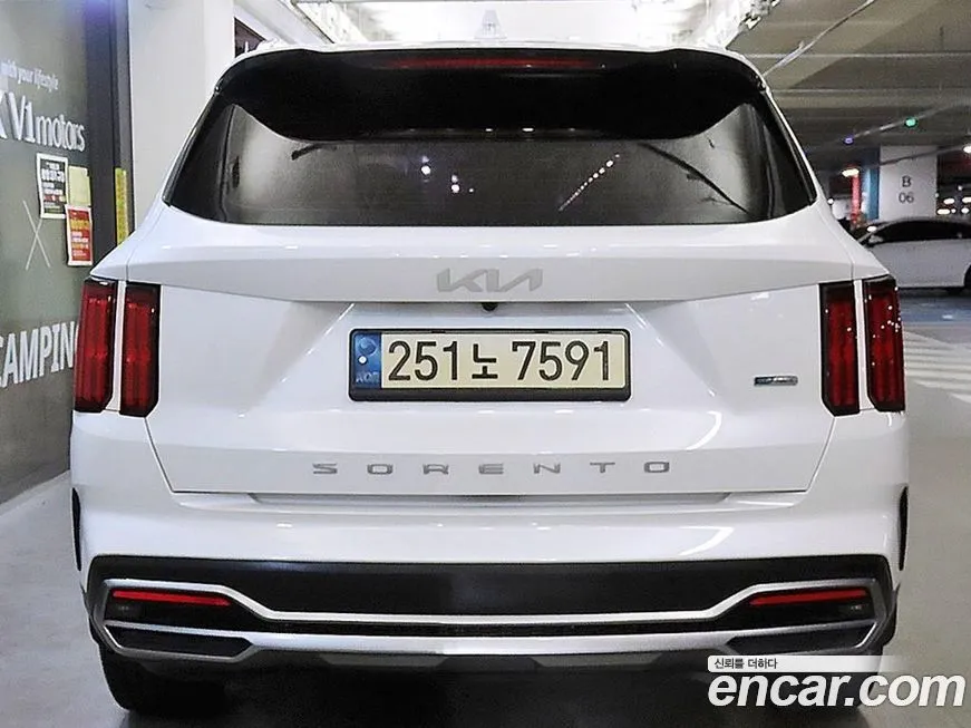 Kia Sorento — фото 7