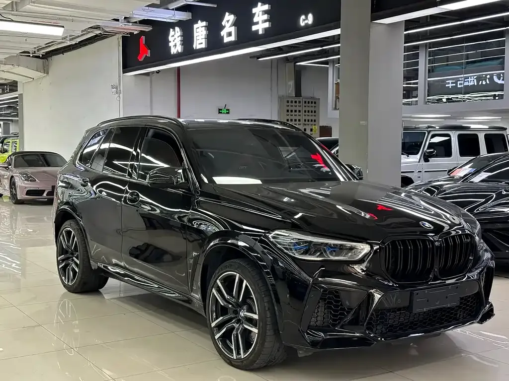 BMW X5 M — фото 8