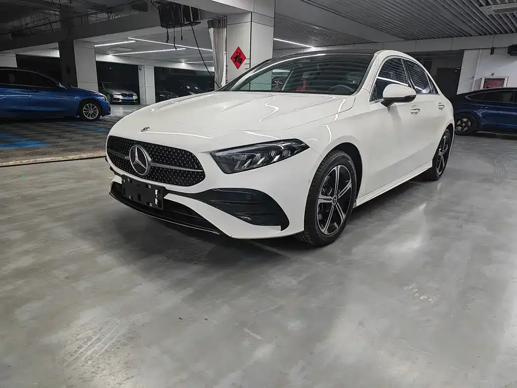 Mercedes-Benz A-Class — фото 1
