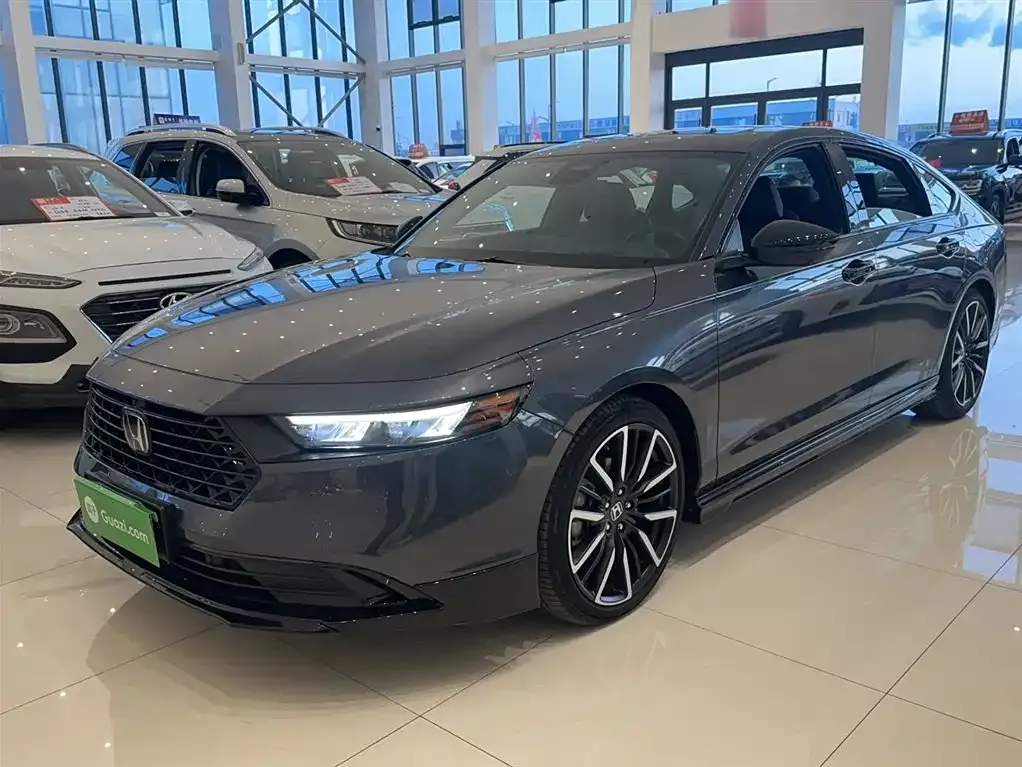 Honda Accord — фото 4