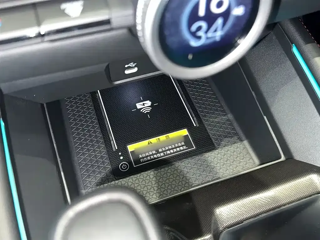Honda Accord — фото 9