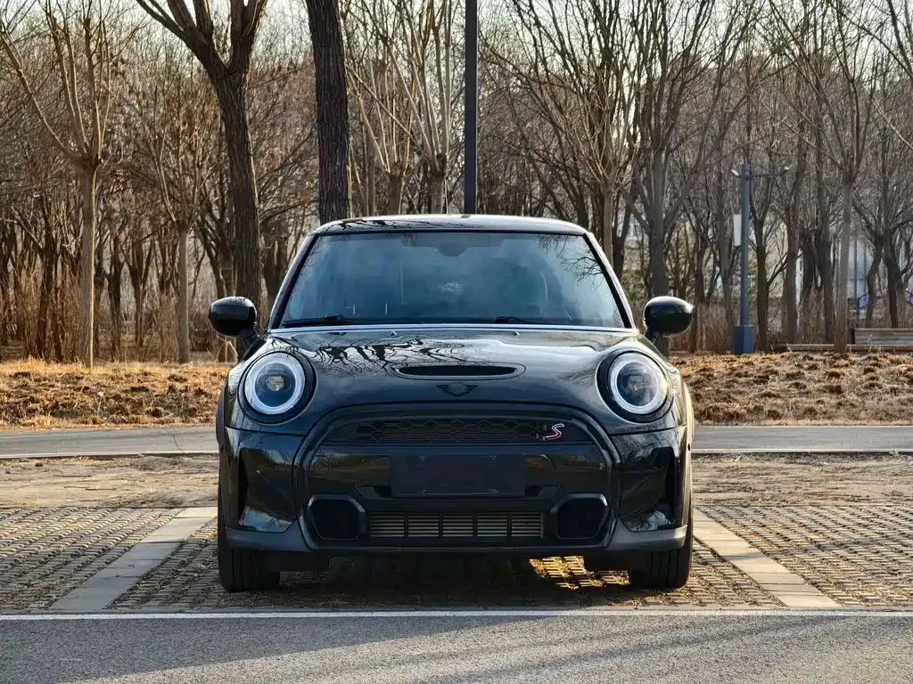 MINI Cooper (3-door) 2024 из CN, фото 10