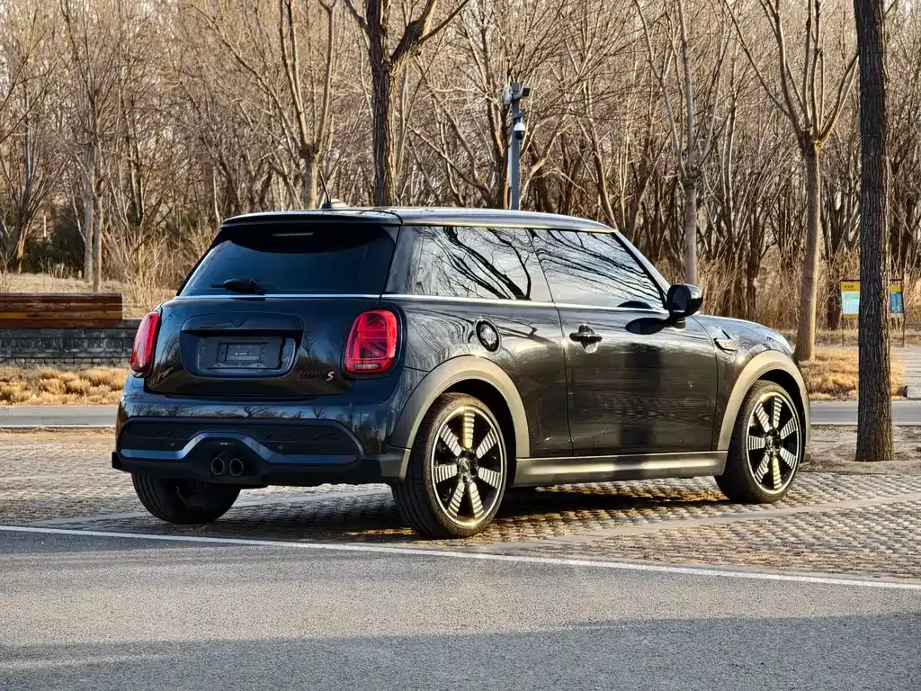 MINI Cooper (3-door) 2024 из CN, фото 7