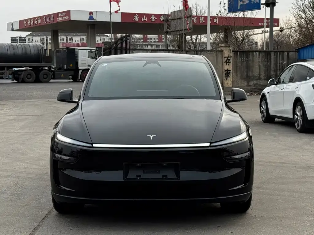 Tesla Model Y 2026 из CN, фото 3