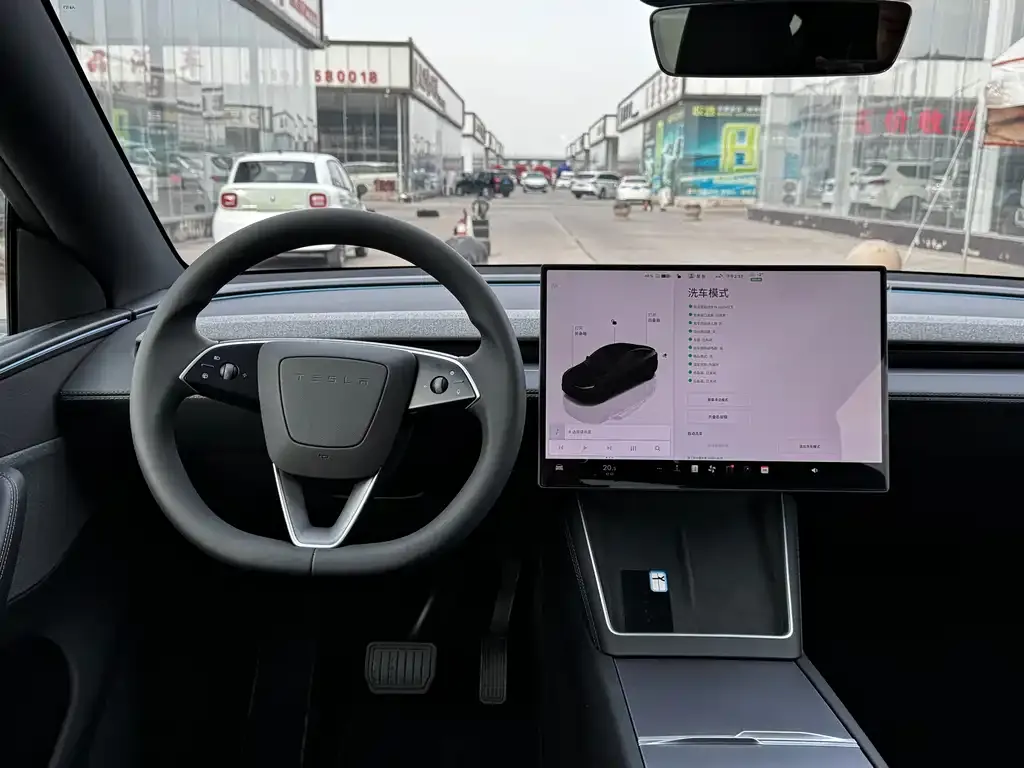 Tesla Model Y 2026 из CN, фото 2