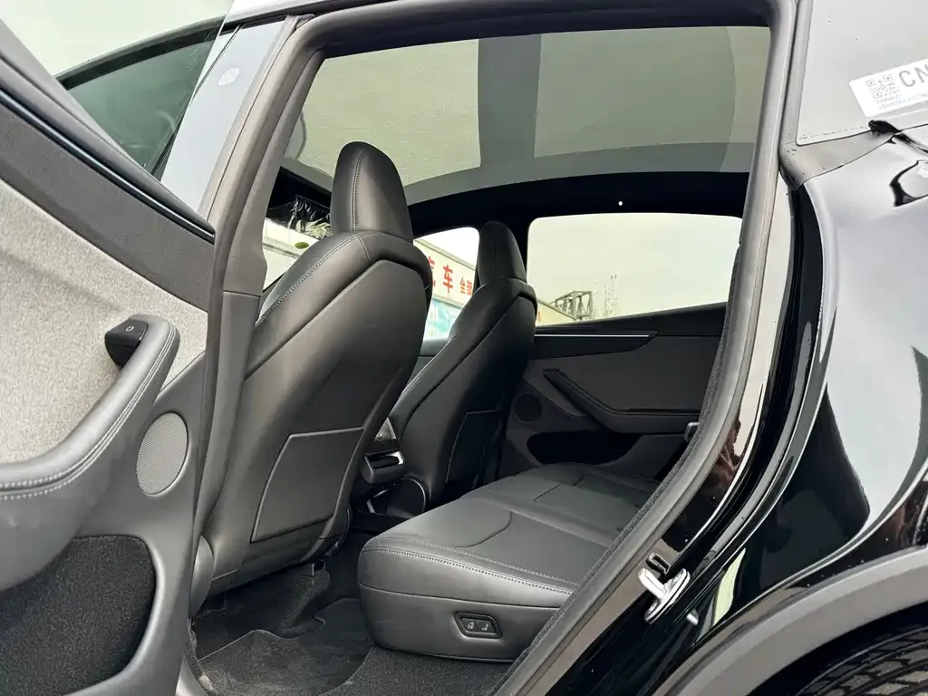 Tesla Model Y 2026 из CN, фото 10