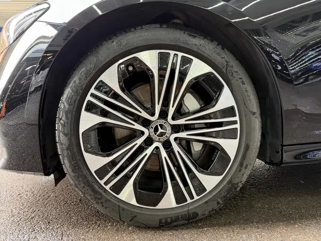 Mercedes-Benz E-Class 2025 из CN, фото 4