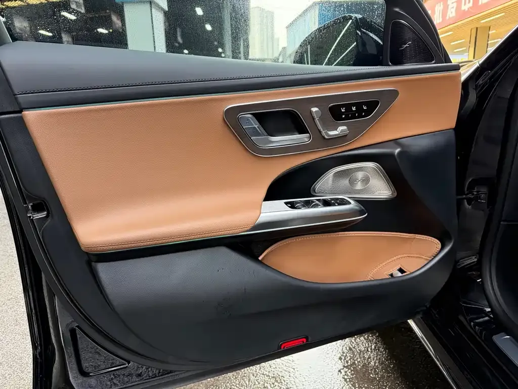Mercedes-Benz E-Class 2025 из CN, фото 5