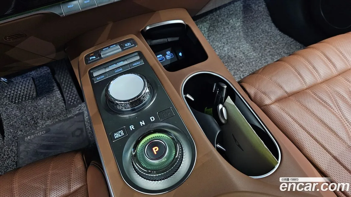 Genesis GV70 — фото 10