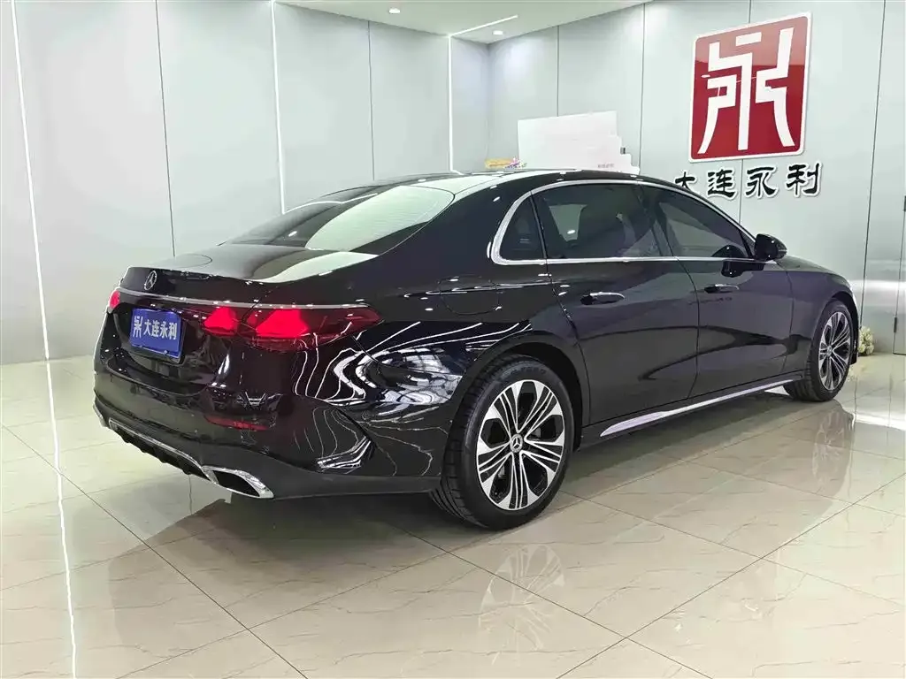 Mercedes-Benz E-Class 2025 из CN, фото 5