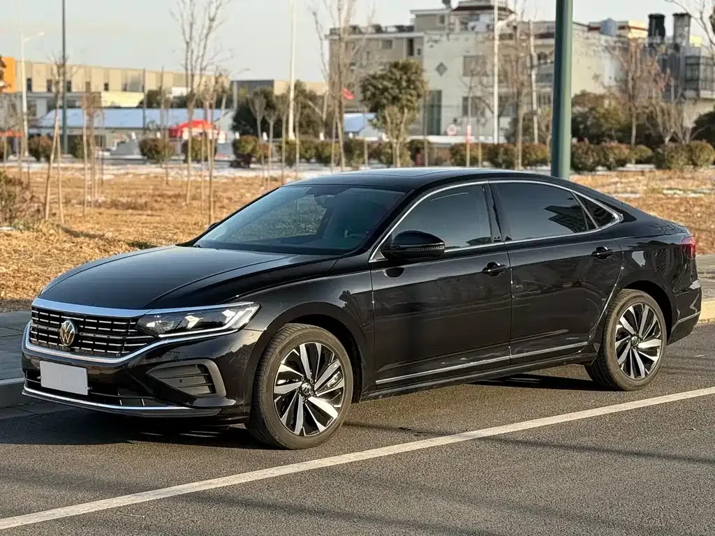 Volkswagen Passat 2024 из CN, фото 1
