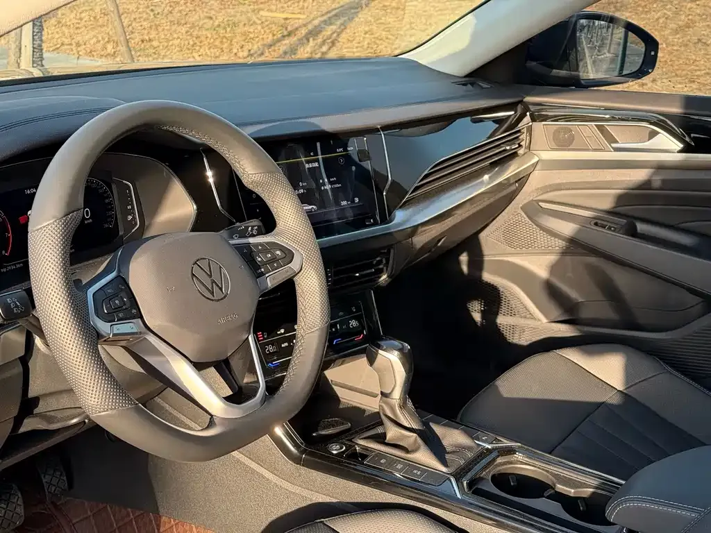 Volkswagen Passat 2024 из CN, фото 9